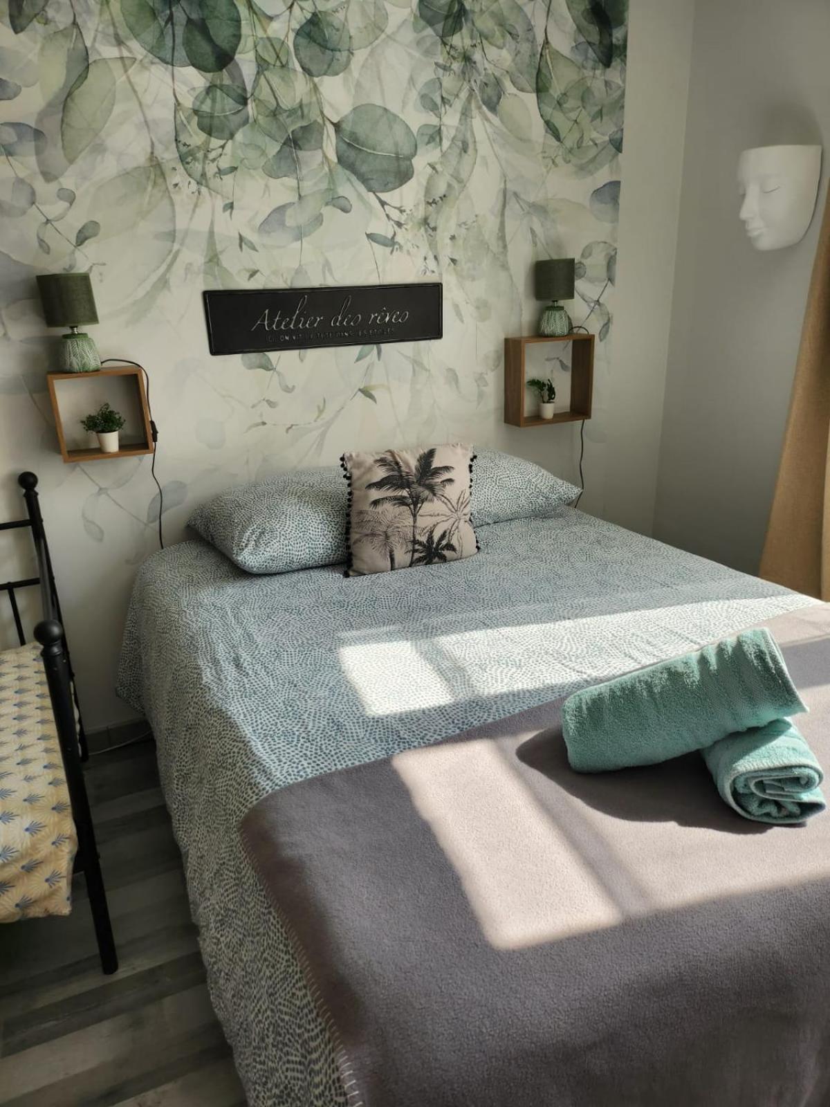 Sleep'In Orleans Centre-Studio Confortable Et Cosy מראה חיצוני תמונה