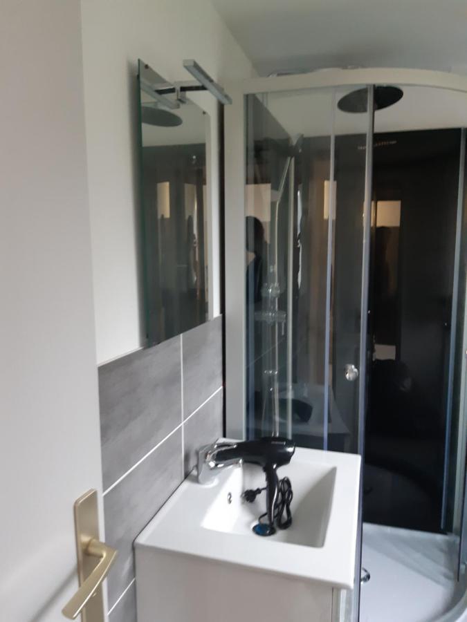 Sleep'In Orleans Centre-Studio Confortable Et Cosy מראה חיצוני תמונה